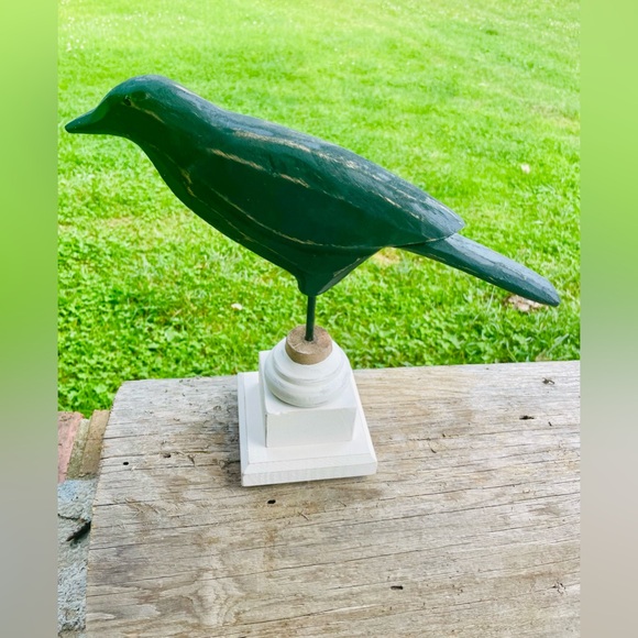Wooden Crow Pedestal, Large - Picture 9 of 13